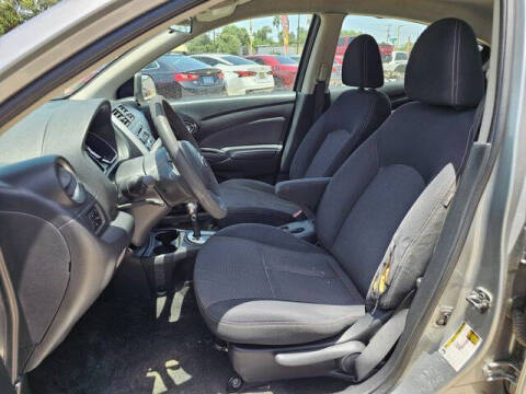 2014 Nissan Versa 1.6 SV