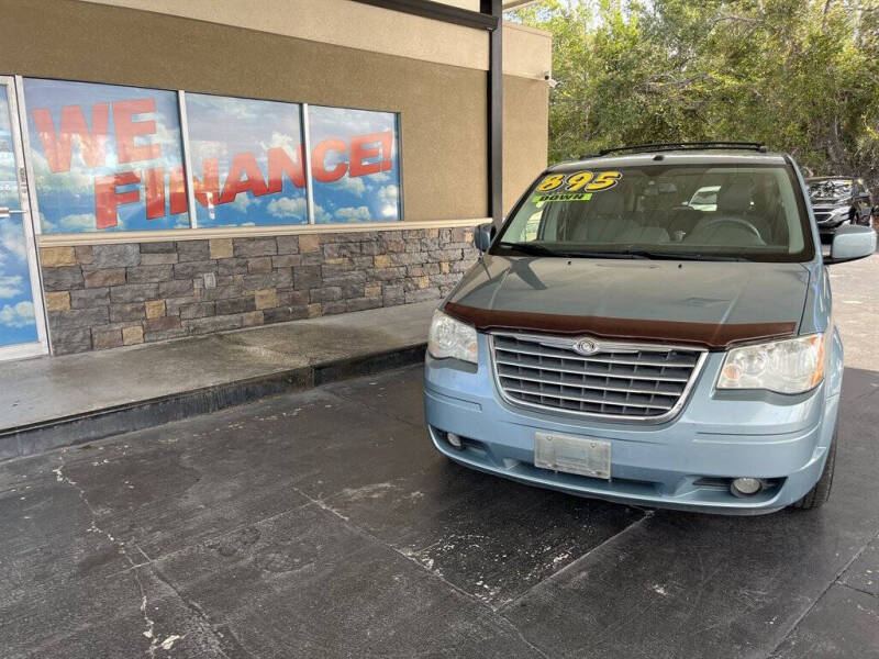 2009 Chrysler Town and Country Touring