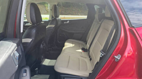 2022 Ford Escape SEL