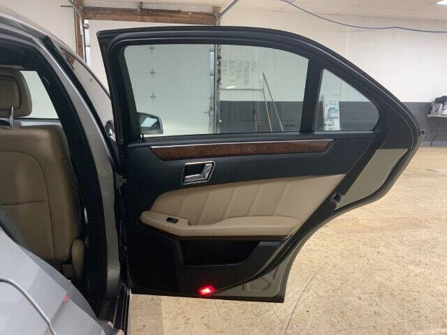 2010 Mercedes-Benz E-Class