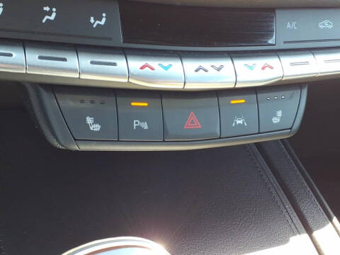 2023 Cadillac XT4 Luxury