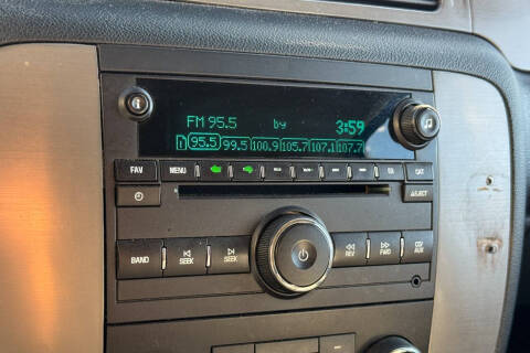 2013 Chevrolet Suburban Fleet 2500