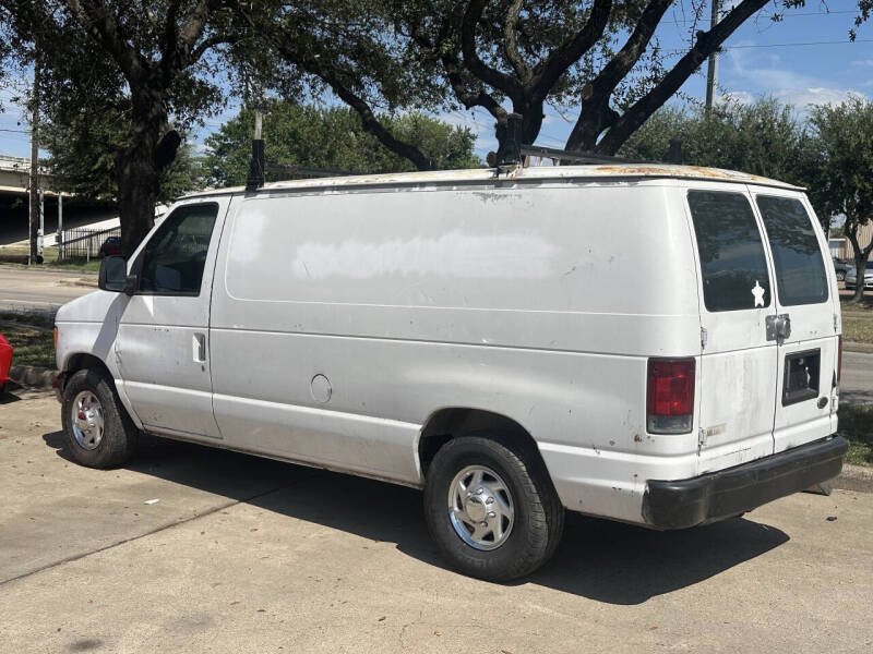 2003 Ford Econoline