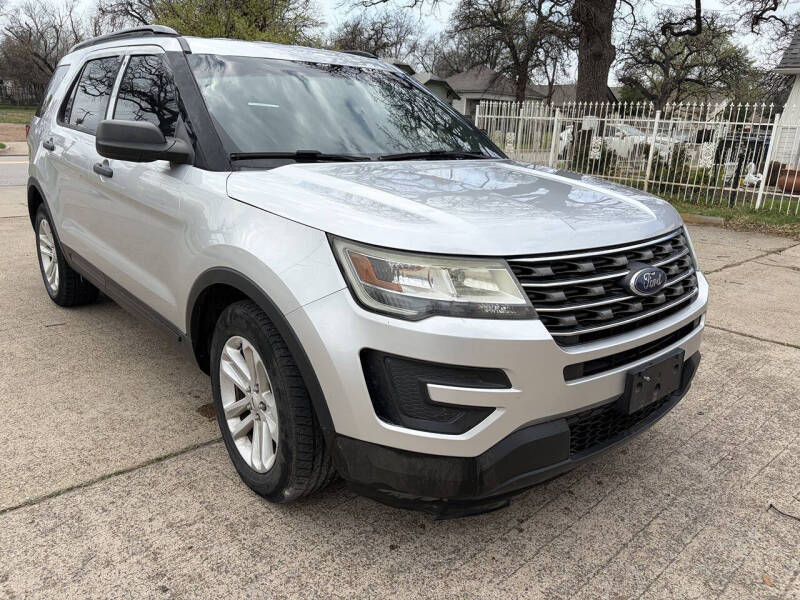 2016 Ford Explorer
