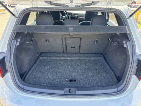 2018 Volkswagen Golf GTI S