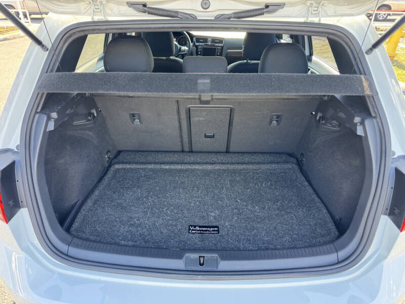 2018 Volkswagen Golf GTI S