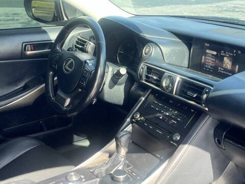 2018 Lexus IS 300