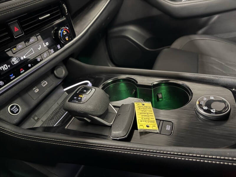 2023 Nissan Rogue Platinum