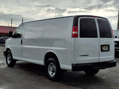 2020 Chevrolet Express 2500