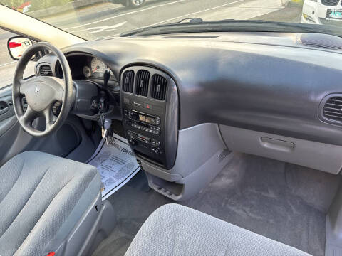 2005 Dodge Caravan SXT