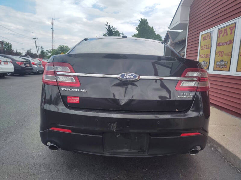 2014 Ford Taurus SEL
