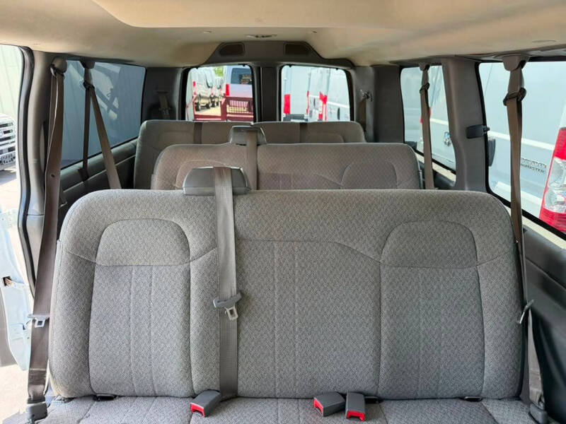 2016 Chevrolet Express LS 2500