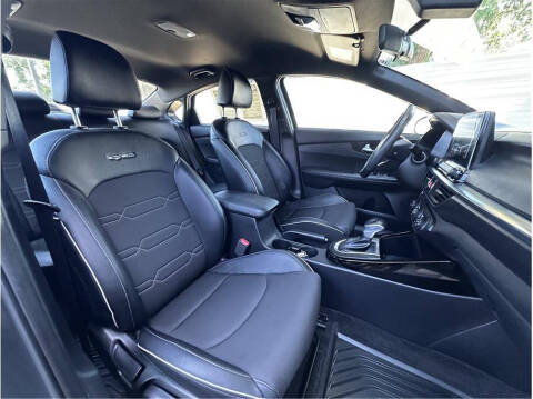 2020 Kia Forte GT Line