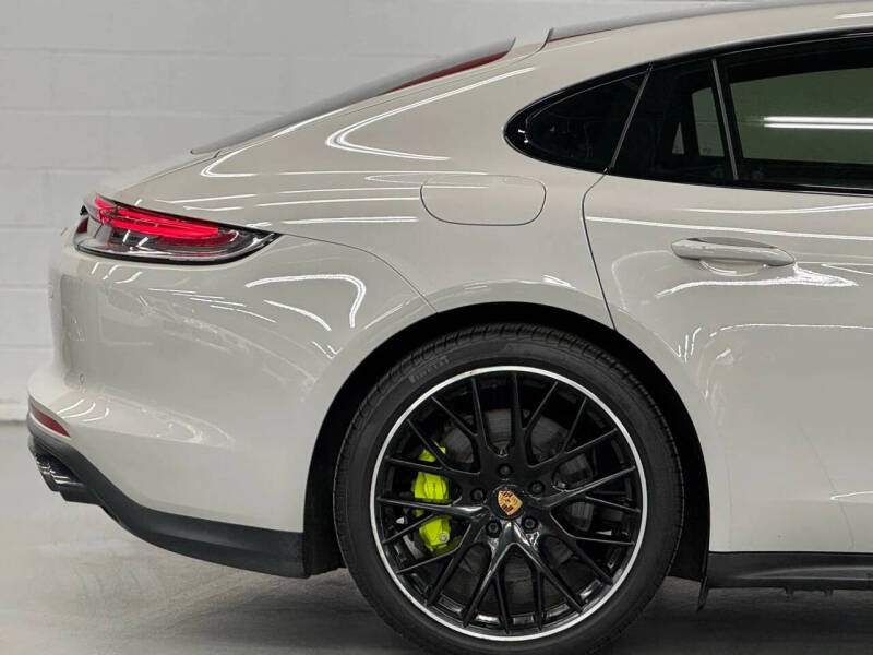 2022 Porsche Panamera 4S E-Hybrid