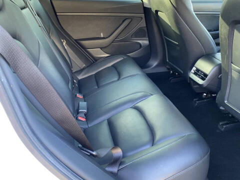 2020 Tesla Model 3 Standard Range