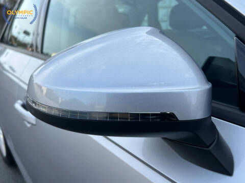 2017 Audi A4 2.0T quattro Premium