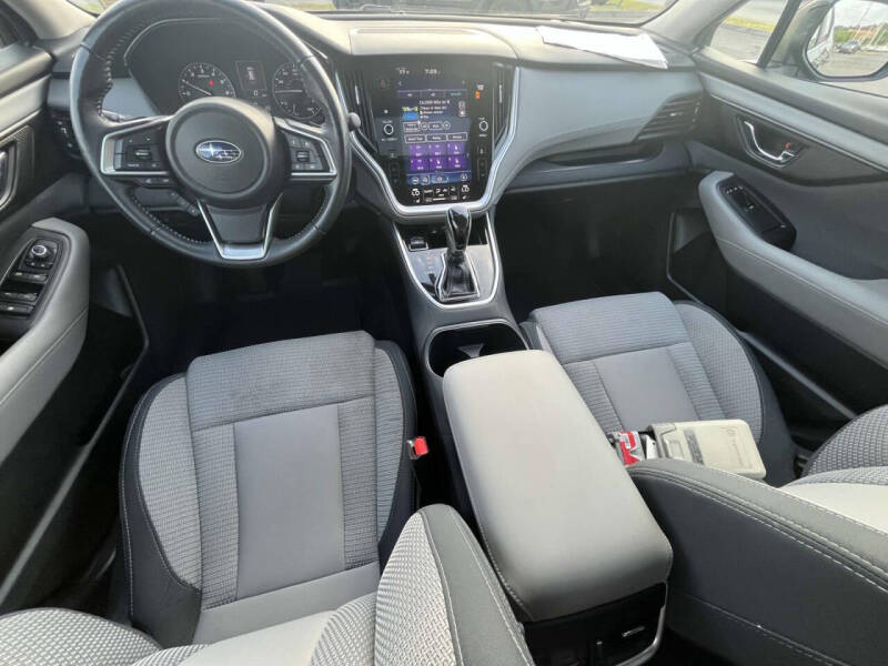 2022 Subaru Outback Premium