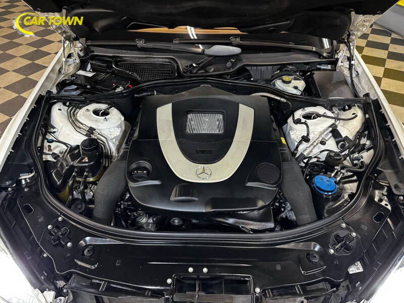 2010 Mercedes-Benz S-Class S 550 4MATIC