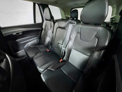 2025 Volvo XC90 B5 Core Bright Theme