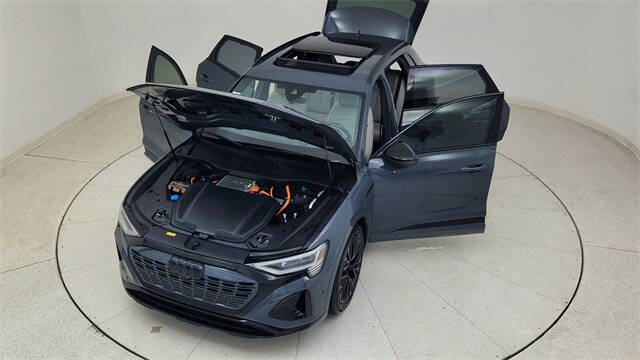 2024 Audi Q8 e-tron quattro Prestige