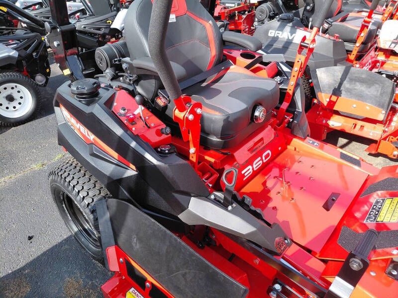 2026 Gravely PRO-TURN 360