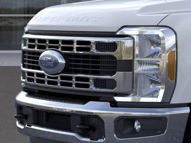 2025 Ford F-350 Super Duty XL