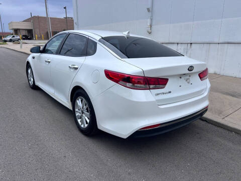 2016 Kia Optima LX