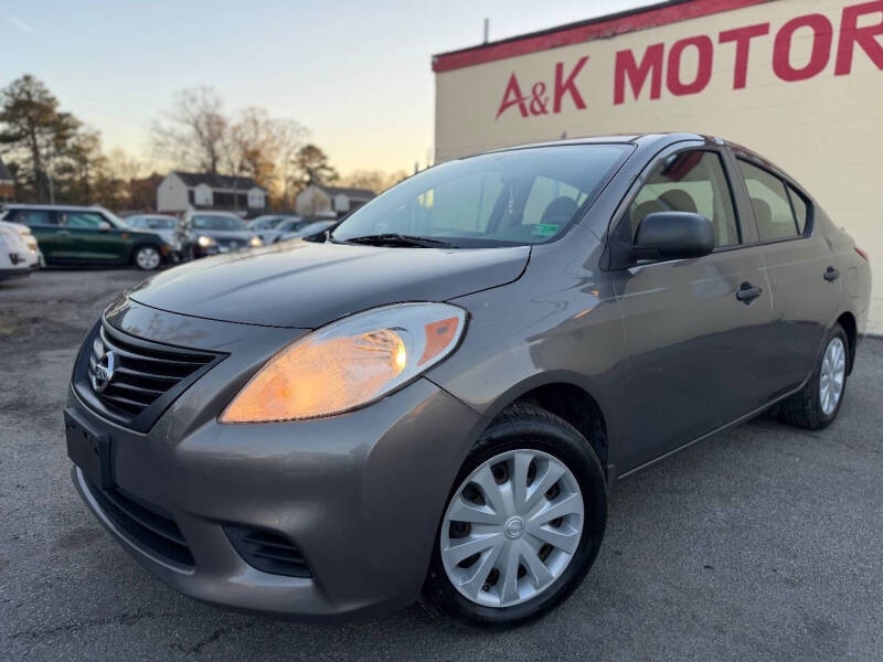 2014 Nissan Versa 1.6 S Plus