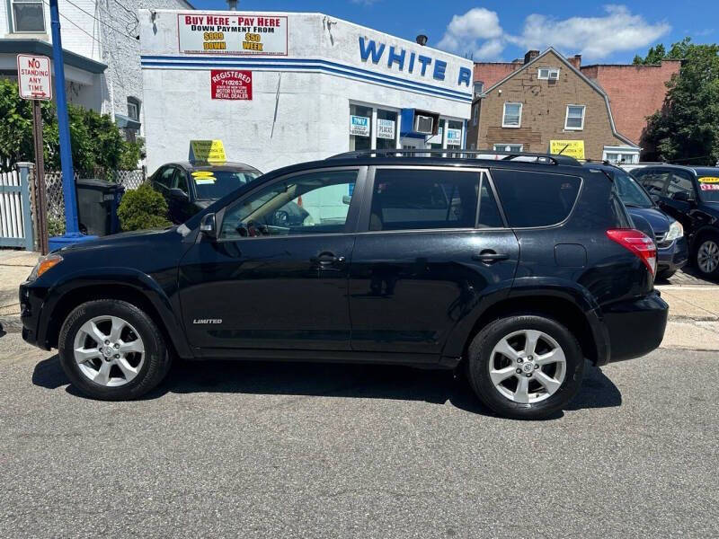 2011 Toyota RAV4 Limited photo 4