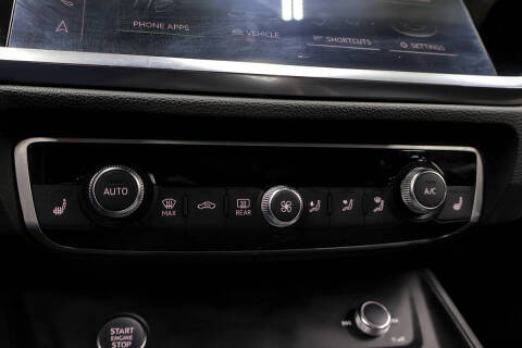 2019 Audi Q3 quattro S line Prem Plus 45 TFSI