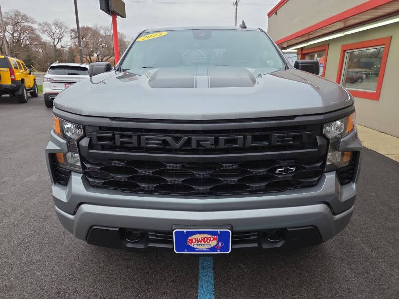2023 Chevrolet Silverado 1500 Custom