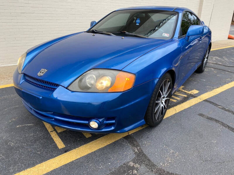 2004 Hyundai Tiburon for sale at Carland Auto Sales INC. in Portsmouth VA