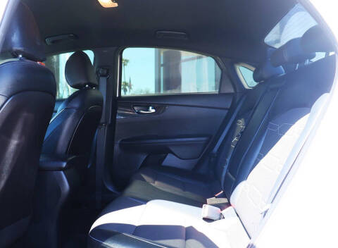 2021 Kia Forte GT Line