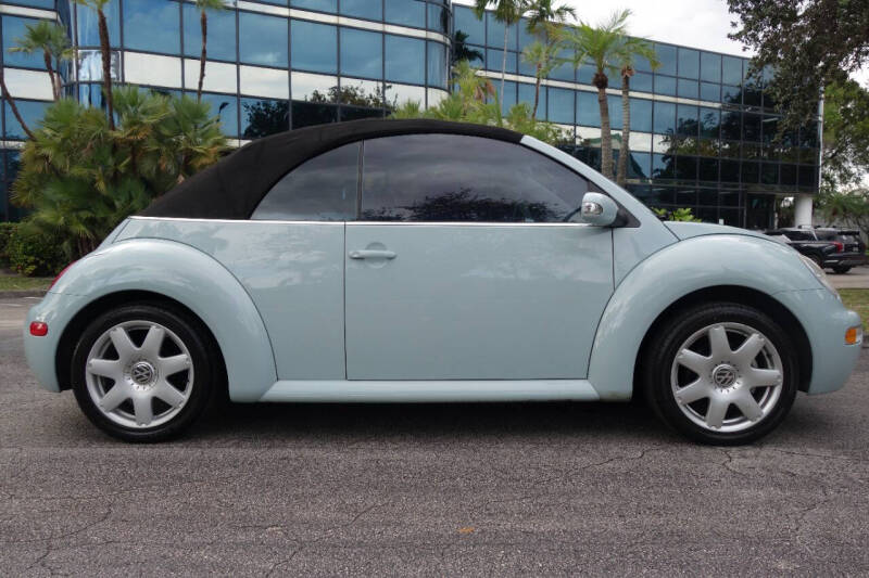 2003 Volkswagen New Beetle Convertible GLS
