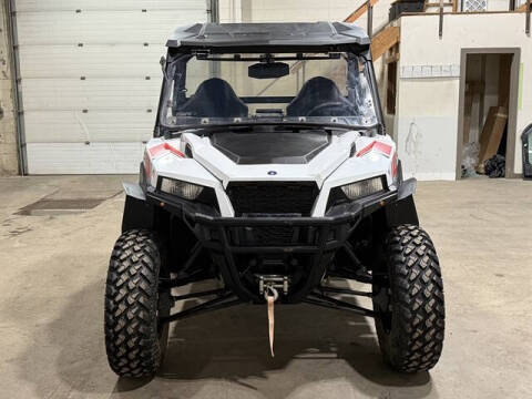 2017 Polaris GENERAL 10