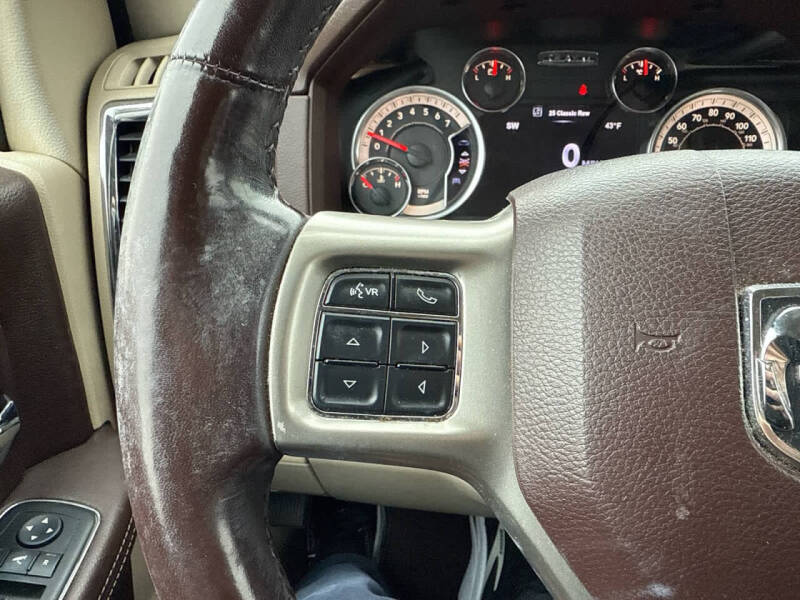 2017 RAM 1500 Laramie