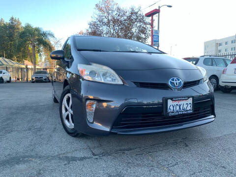 2012 Toyota Prius for sale at Galaxy of Cars in North Hills CA