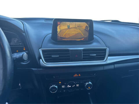 2017 Mazda MAZDA3 Touring