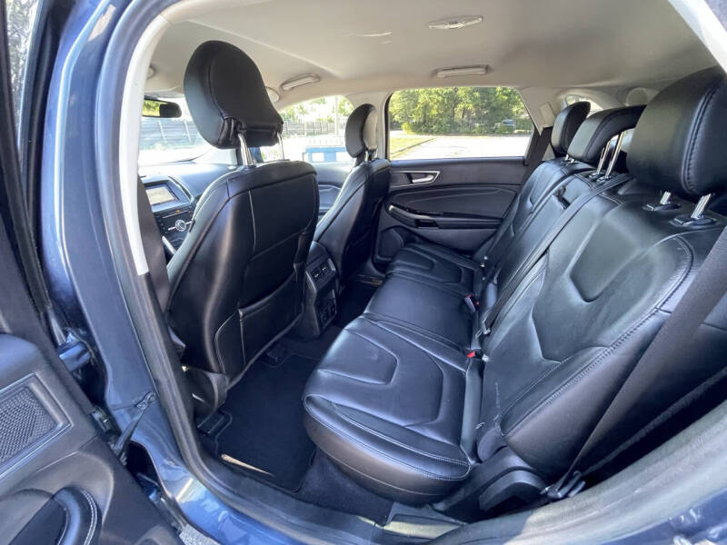 2019 Ford Edge Titanium