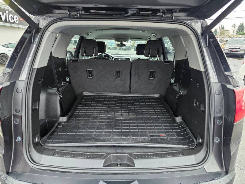 2017 GMC Acadia SLE-2