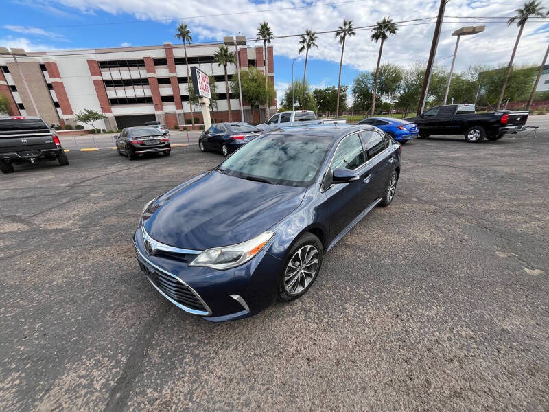2017 Toyota Avalon XLE