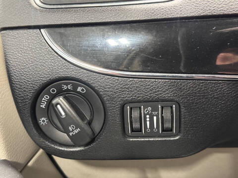 2016 Chrysler Town and Country Limited