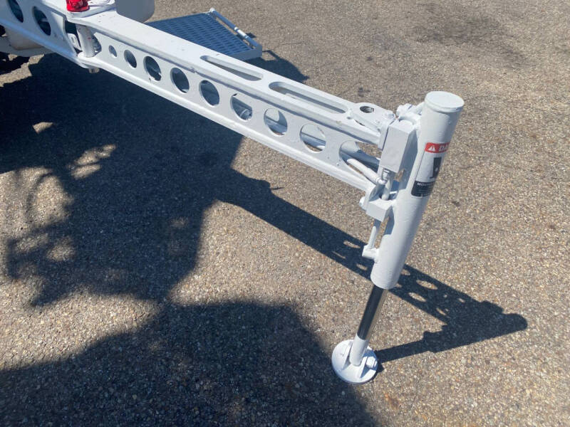 2007 Altec DB35