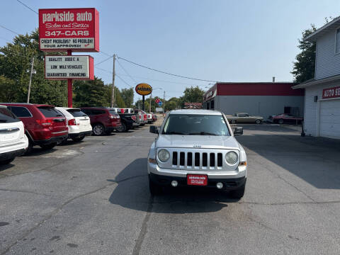 2011 Jeep Patriot for sale at Parkside Auto Sales & Service in Pekin IL