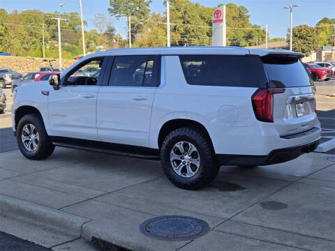 2022 GMC Yukon XL SLE