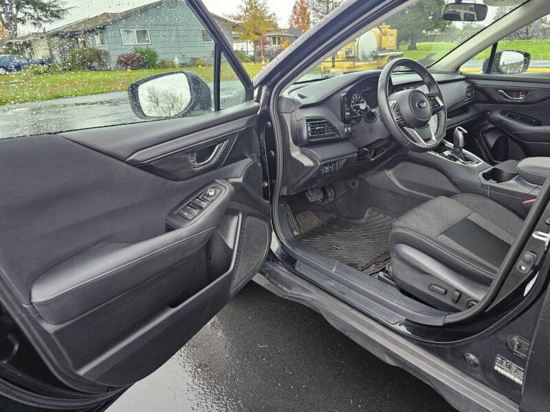 2023 Subaru Outback Premium