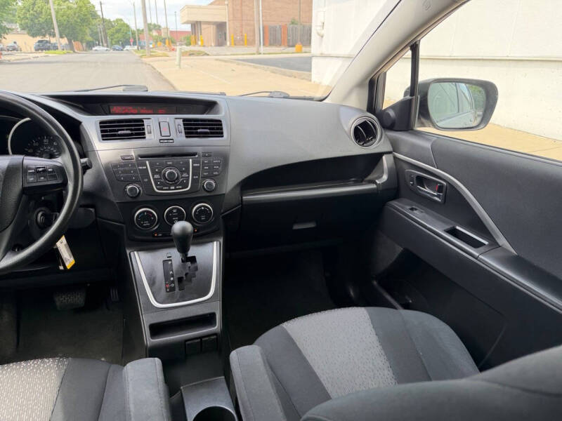 2012 Mazda MAZDA5 Sport