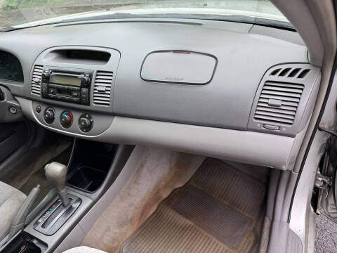 2003 Toyota Camry LE
