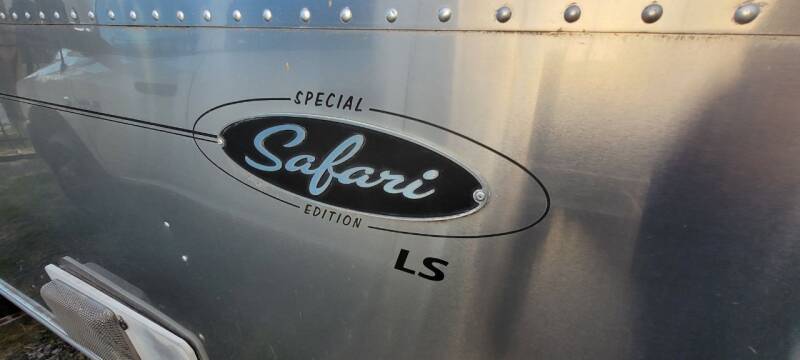 2007 Airstream  Safari Ls Special Edition  for sale at C.J. AUTO SALES llc. in San Antonio TX