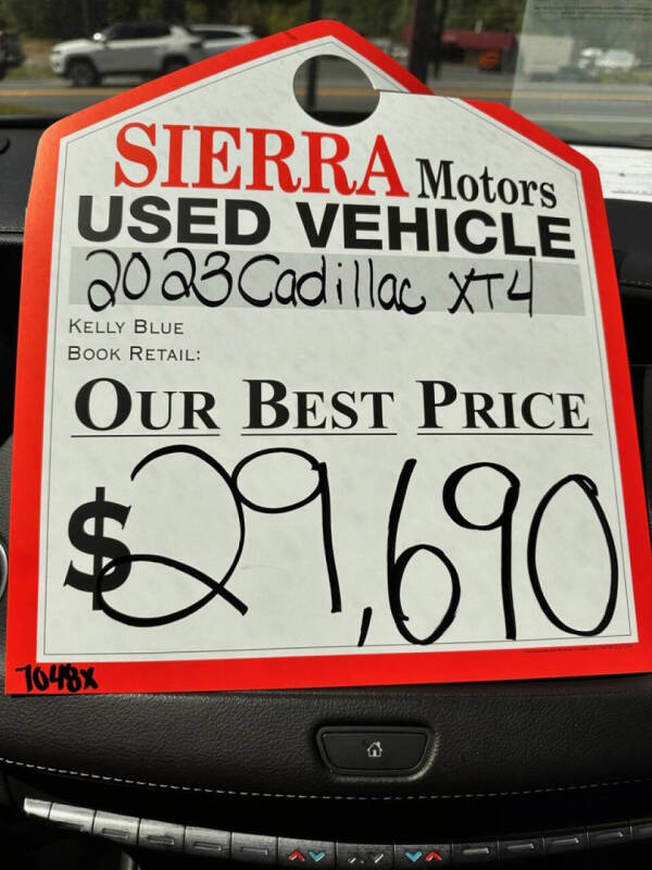 2023 Cadillac XT4 Premium Luxury